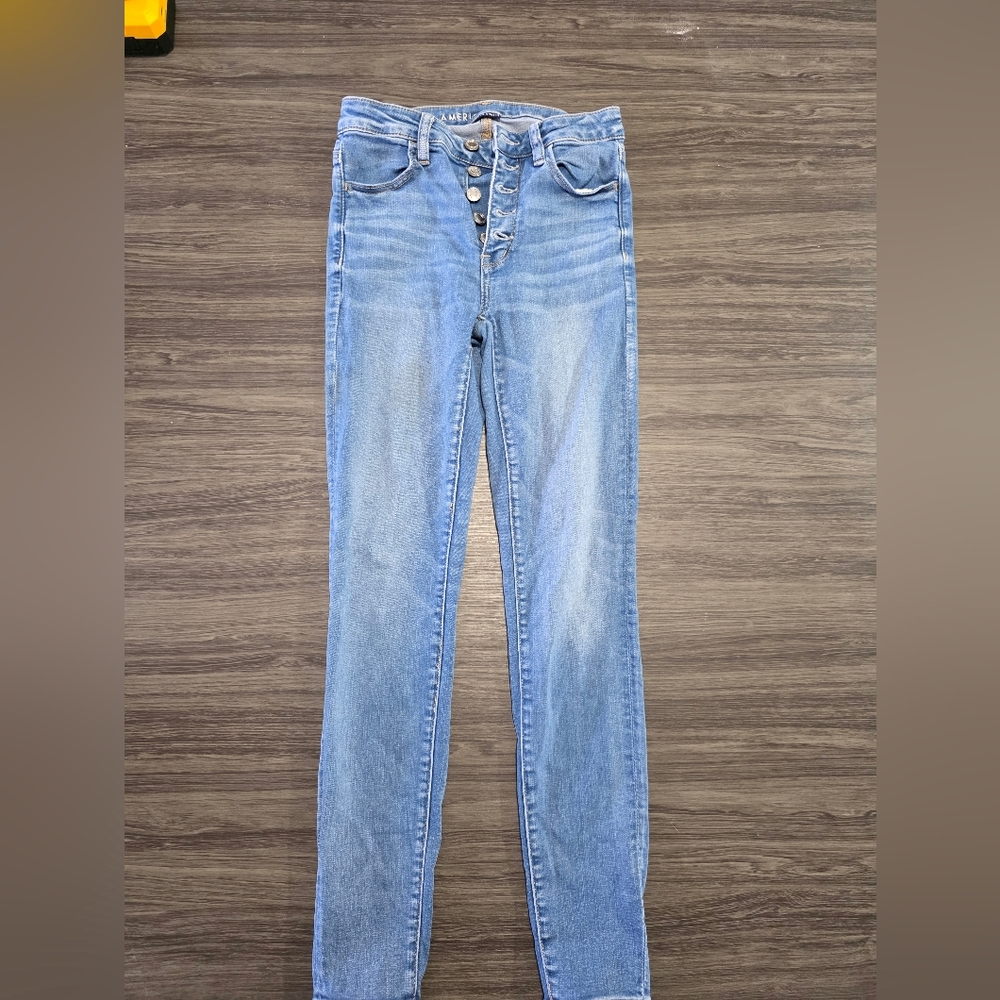 American Eagle Outfitters Light Blue Skinny Jeans